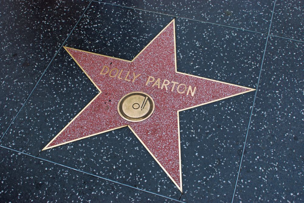 Carolina Dunes - 7 Mental Health Lessons We Can Learn from Dolly Parton